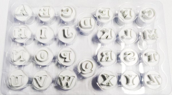 Isot kirjaimet 26kpl 1,5cm